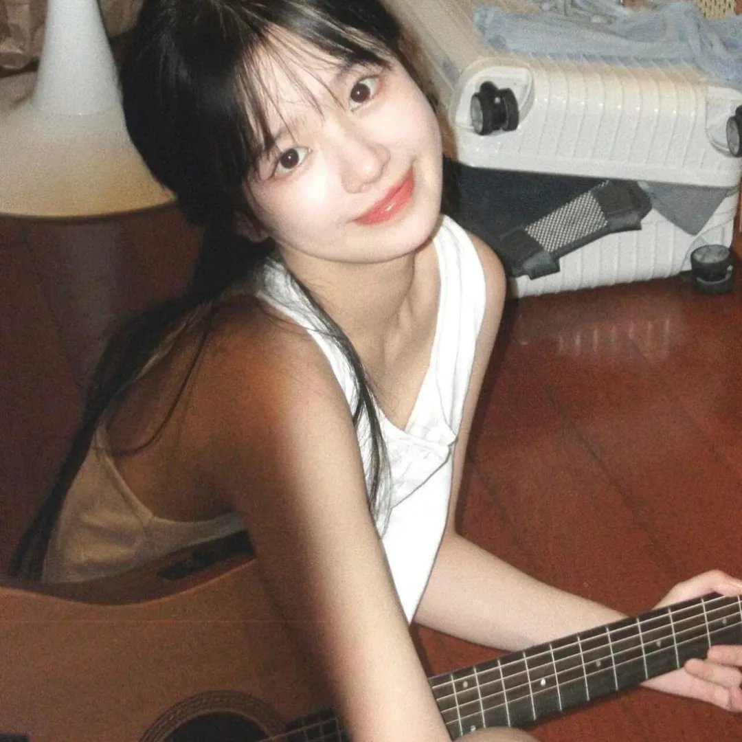 爬上山 海报